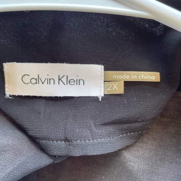 Calvin Klein Elegant Black Garment 2X - Picture 2 of 4
